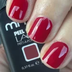 mi-ny gelélakk i fargen Rouge
