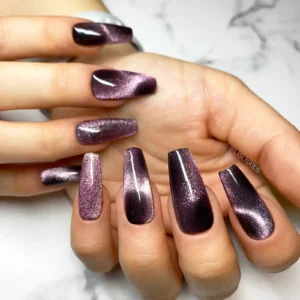 Cat eye manikyr